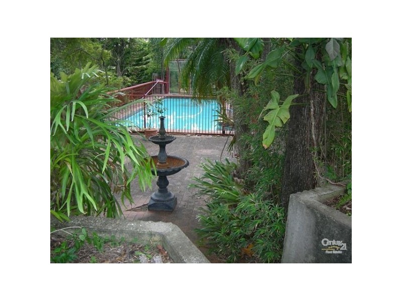 226 Heeb Street, Benowa QLD 4217