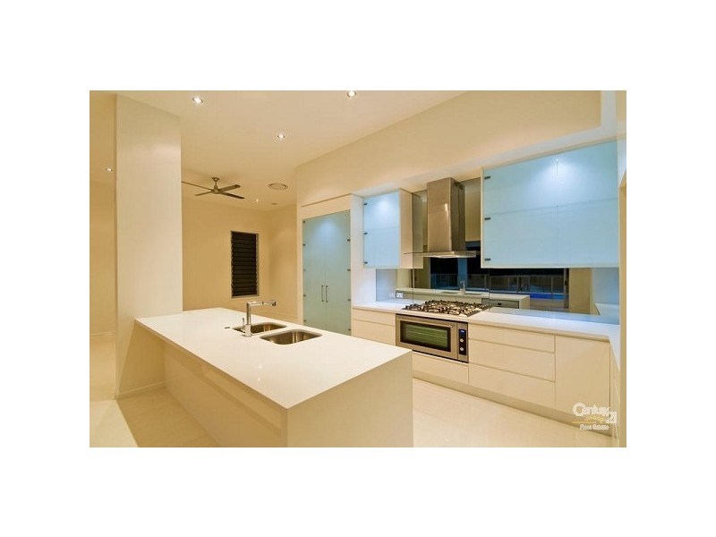 3040 The Boulevarde, Royal Pines,, Benowa QLD 4217