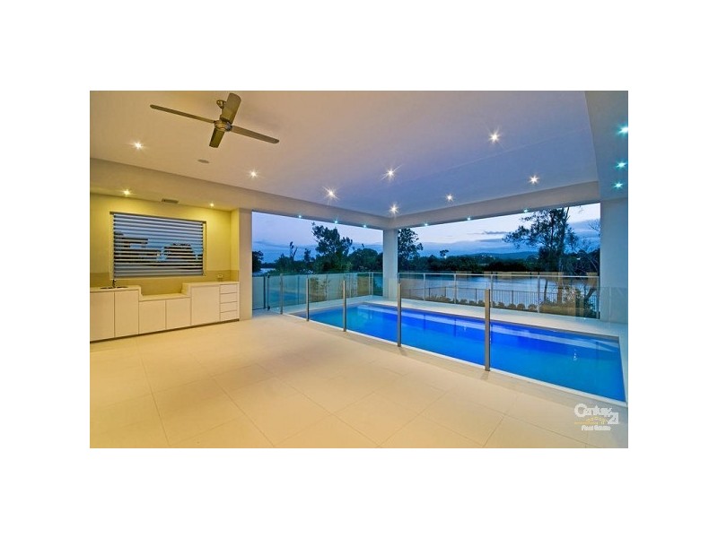 3040 The Boulevarde, Royal Pines,, Benowa QLD 4217