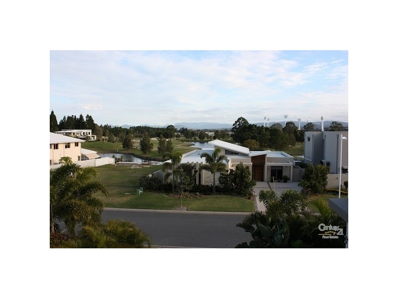 1013 Lakeview Tce,, Benowa QLD 4217