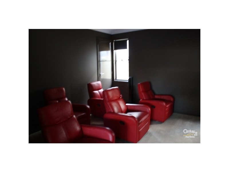 1013 Lakeview Tce,, Benowa QLD 4217