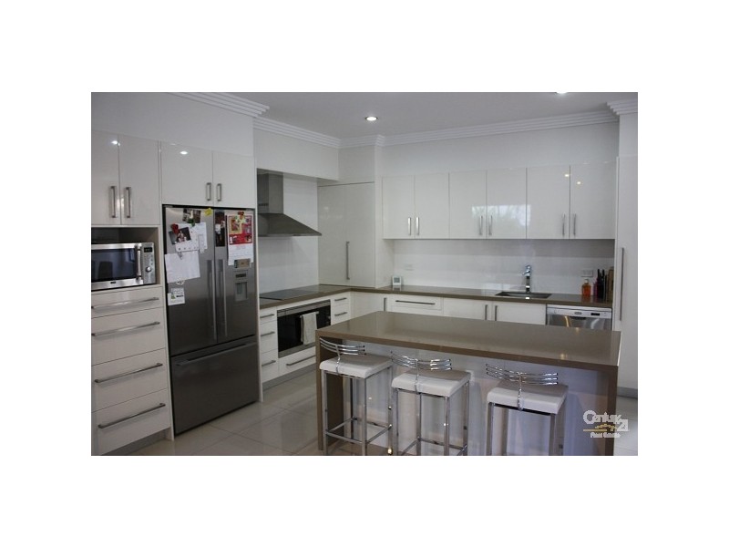 1013 Lakeview Tce,, Benowa QLD 4217