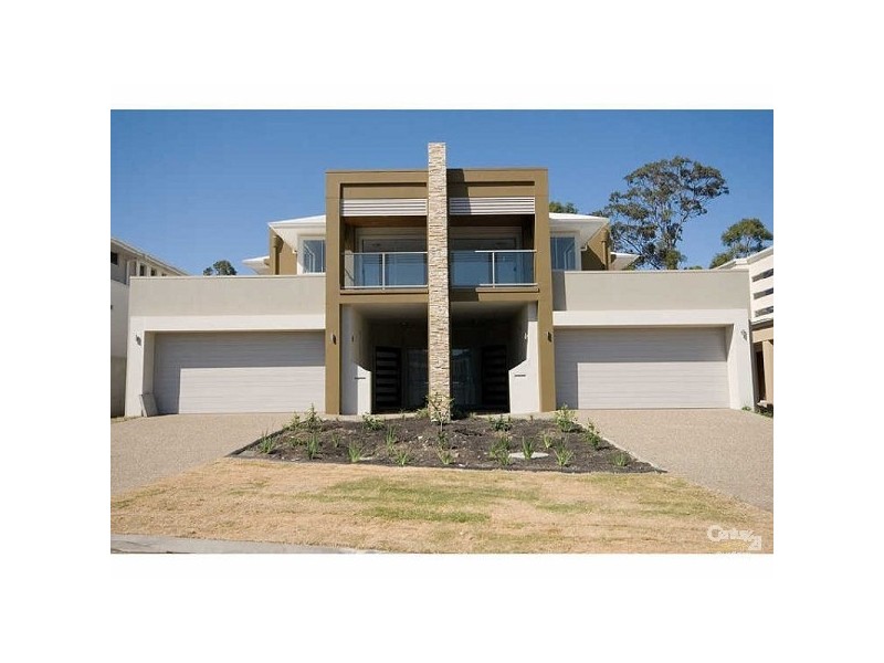 8003 Vista Drive, Benowa QLD 4217