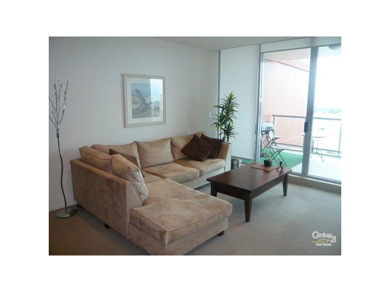 2101/1 Como Cresent, Southport QLD 4215