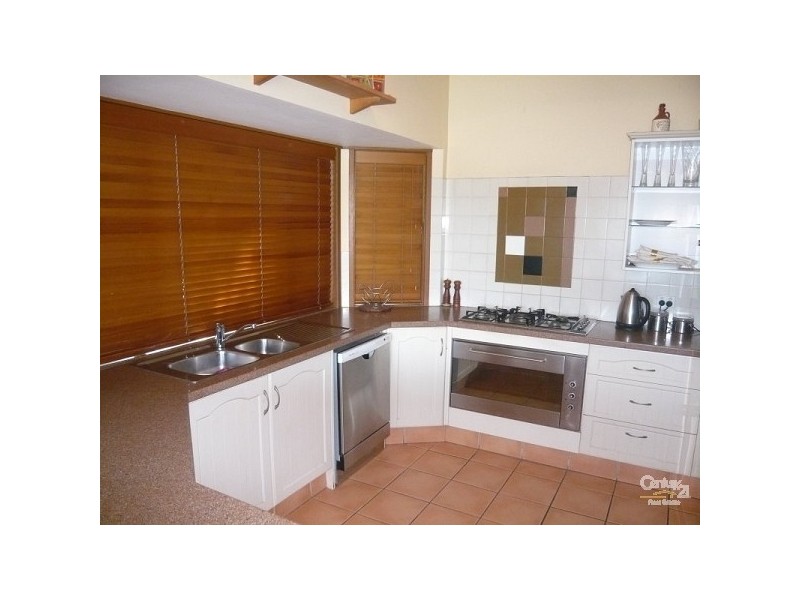 Carrara QLD 4211