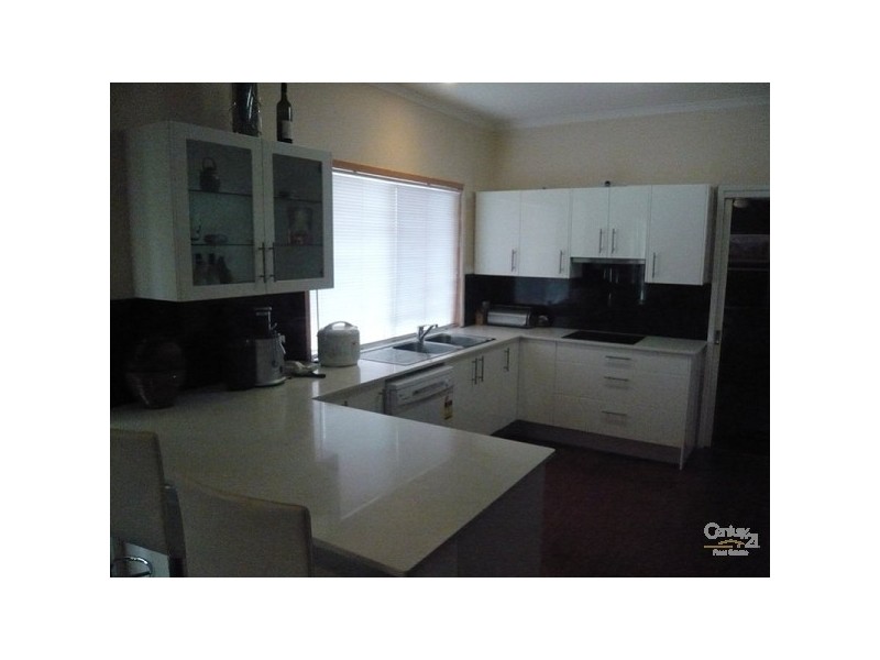 Carrara QLD 4211