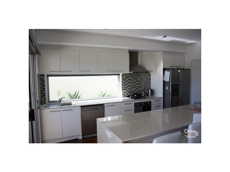 1023 Lakeview Tce, Royal Pines,, Benowa QLD 4217