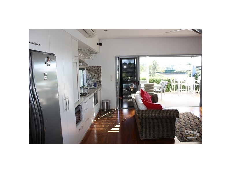 1023 Lakeview Tce, Royal Pines,, Benowa QLD 4217