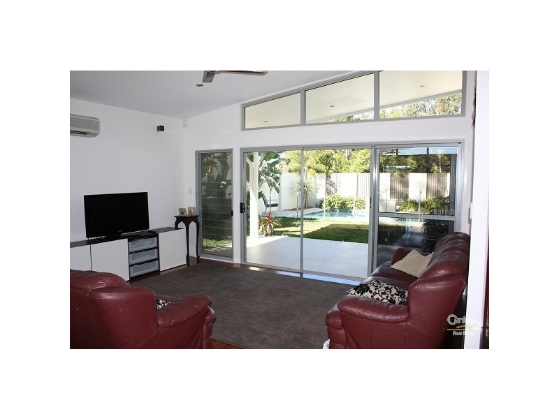 1023 Lakeview Tce, Royal Pines,, Benowa QLD 4217