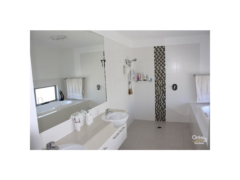 1023 Lakeview Tce, Royal Pines,, Benowa QLD 4217