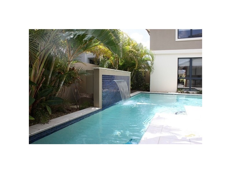 Hope Island QLD 4212