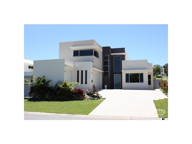 6005 The Boulevarde, Benowa QLD 4217