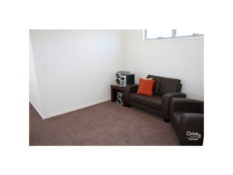 6005 The Boulevarde, Benowa QLD 4217
