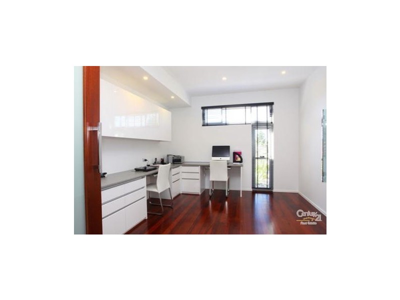 4001 The Boulevarde, Benowa QLD 4217