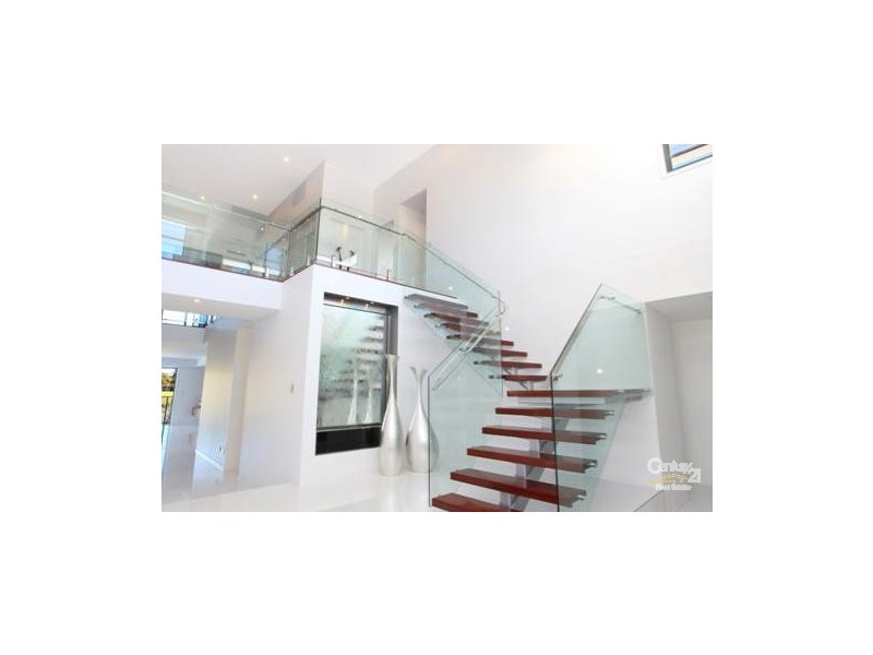 4001 The Boulevarde, Benowa QLD 4217