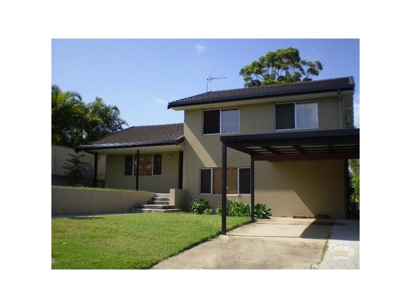 12 Warrigal Crt, Ashmore QLD 4214