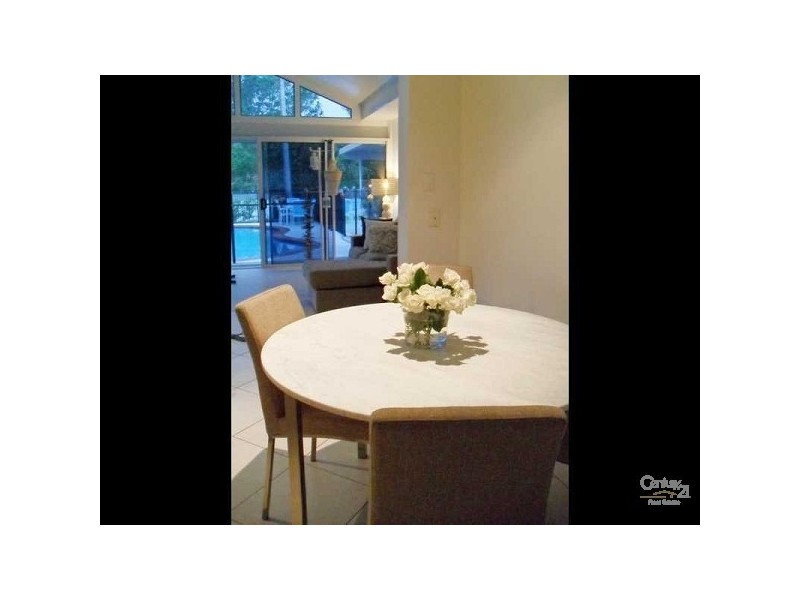 31 Kallaroo Crescent, Ashmore QLD 4214