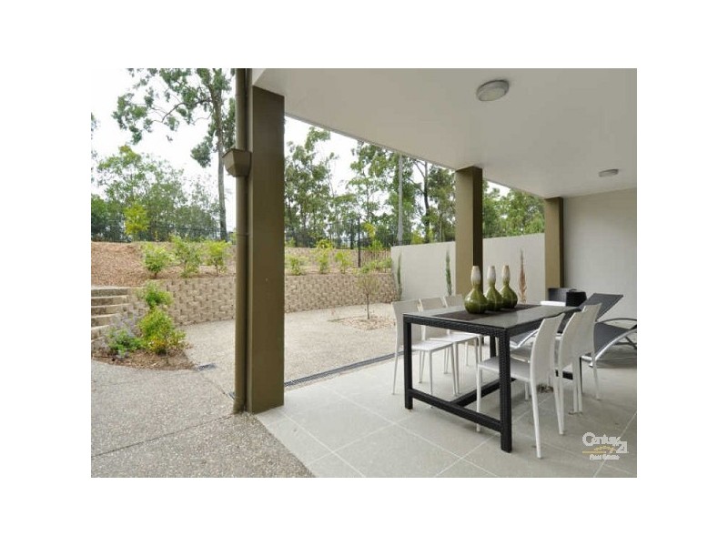 8003 B Vista Drive, Benowa QLD 4217