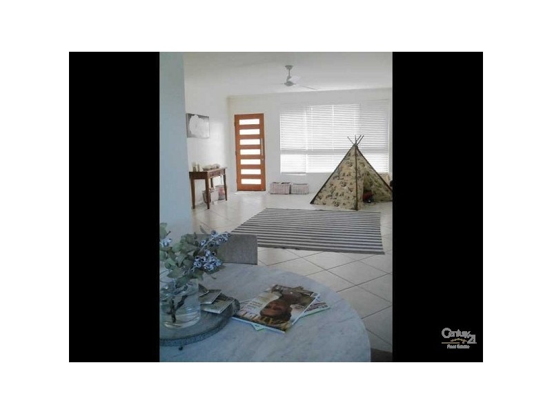 31 Kallaroo Crescent, Ashmore QLD 4214