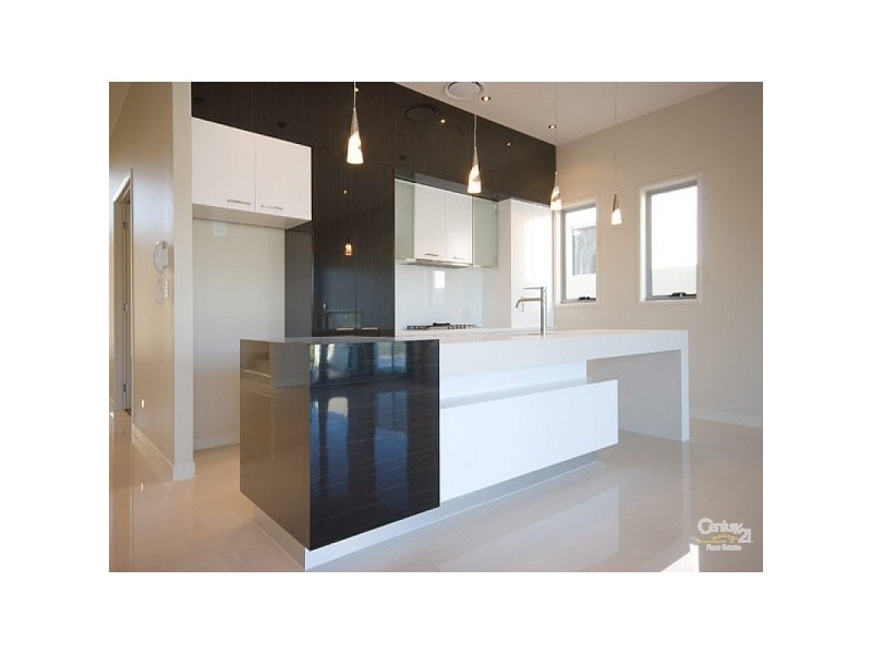 2015 The Boulevarde, Benowa QLD 4217