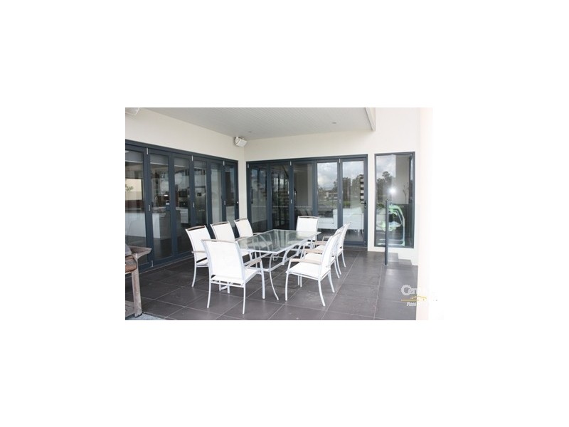 2017 The Boulevarde, Benowa QLD 4217