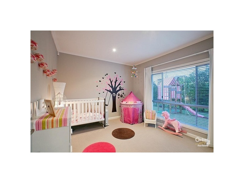 5004 Riverwood Grove, Benowa QLD 4217