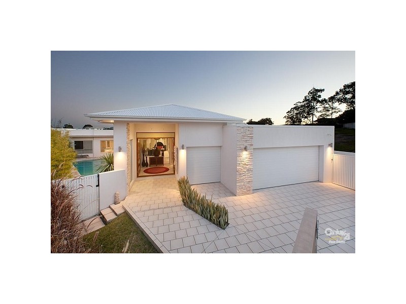 5004 Riverwood Grove, Benowa QLD 4217