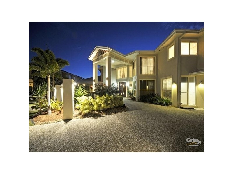 1043 Lakeview Tce, Benowa QLD 4217