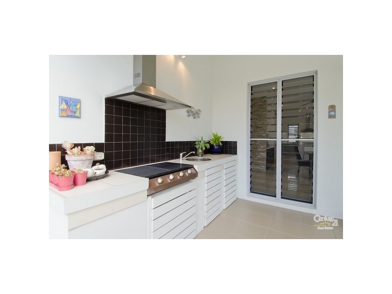 4026B The Boulevarde, Benowa QLD 4217