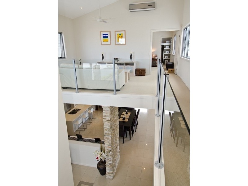 4026B The Boulevarde, Benowa QLD 4217