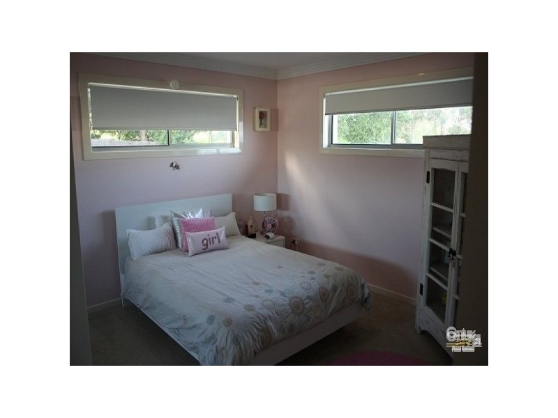 1013 Lakeview Tce, Benowa QLD 4217