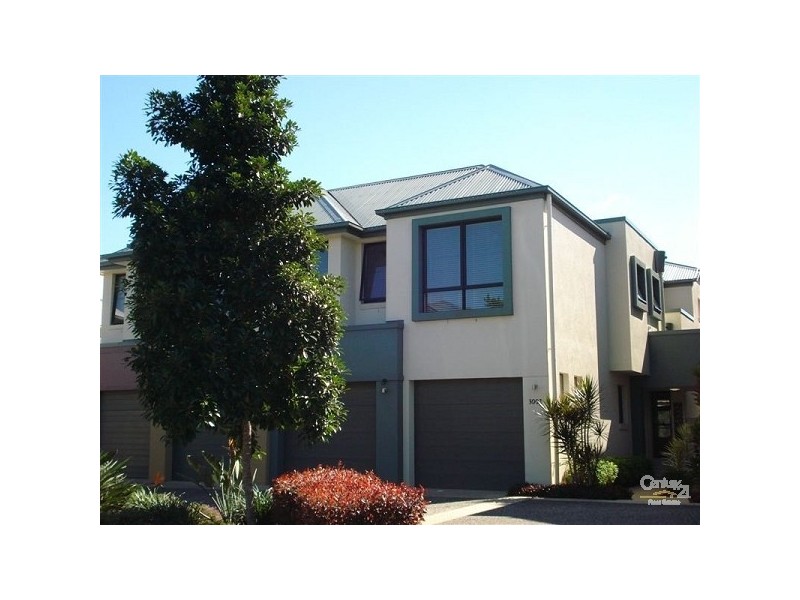 3002 The Boulevard, Carrara QLD 4211