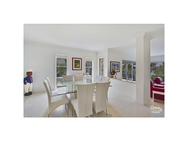 6020A Vista Drive, Benowa QLD 4217