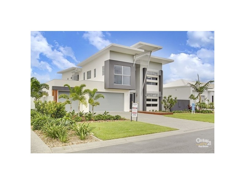 9003 Northview Parade, Benowa QLD 4217