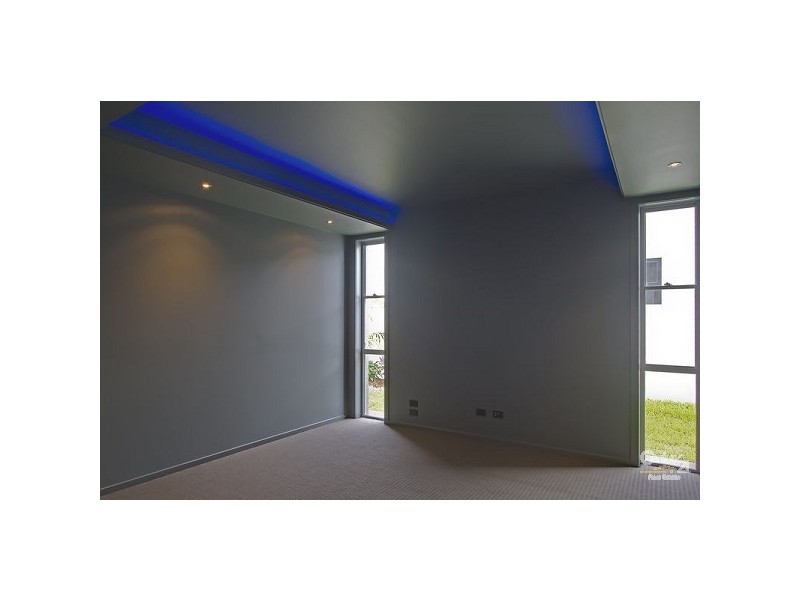 9003 Northview Parade, Benowa QLD 4217