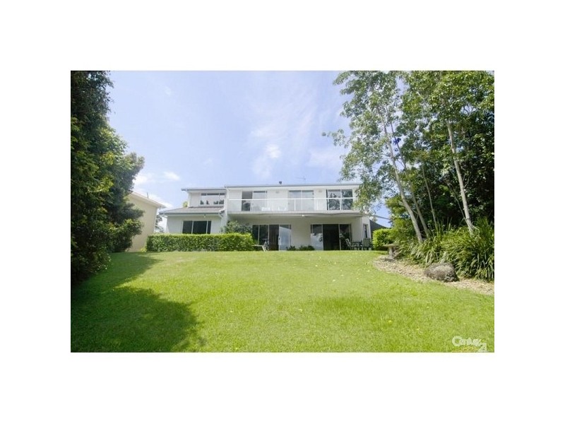 9 Riverbank Crt, Ashmore QLD 4214