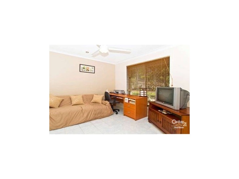 83 Paddington Drive, Carrara QLD 4211