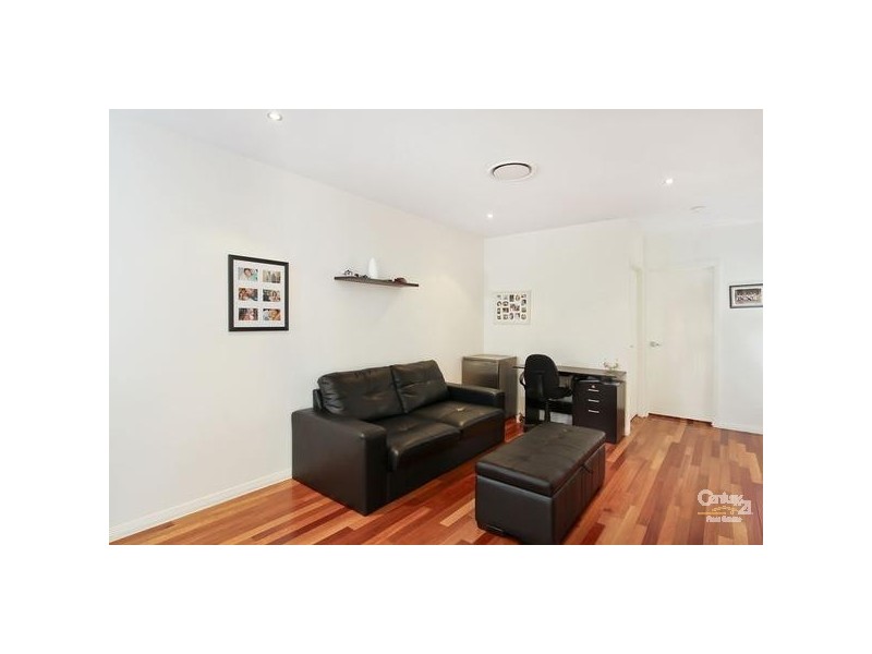 8002b Vista Drive, Benowa QLD 4217