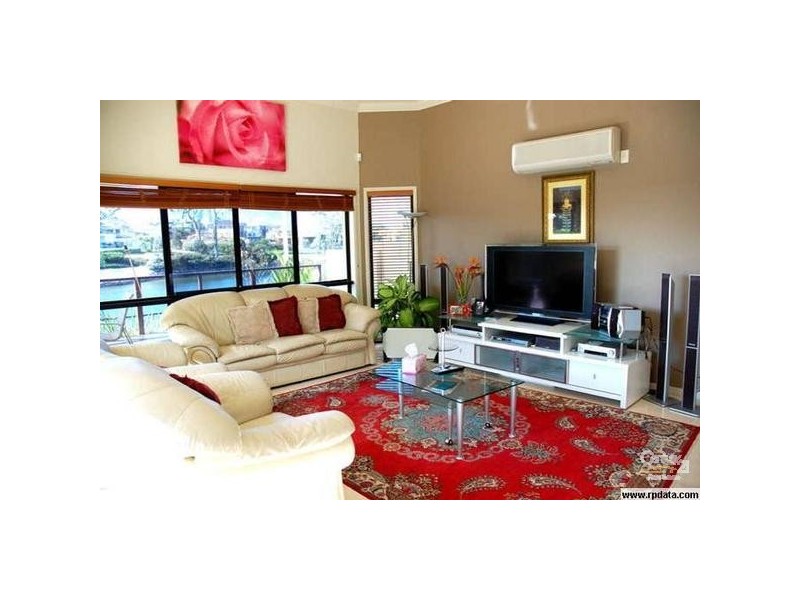 24 Bayswater, Varsity Lakes QLD 4227