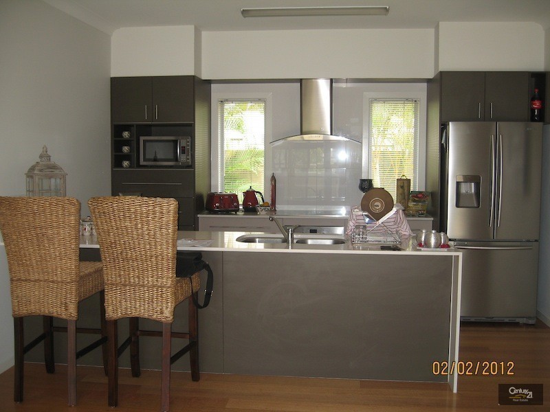 4024b The Boulevarde, Benowa QLD 4217