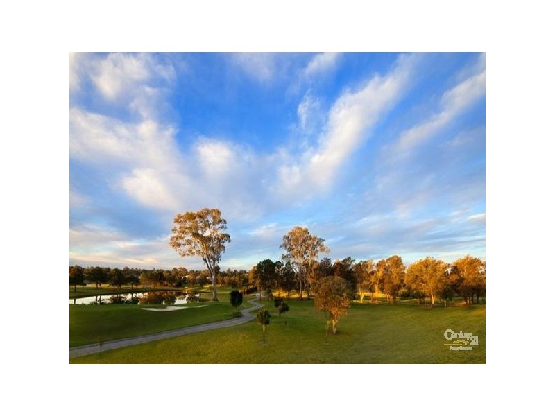 14 The Boulevarde, Benowa QLD 4217