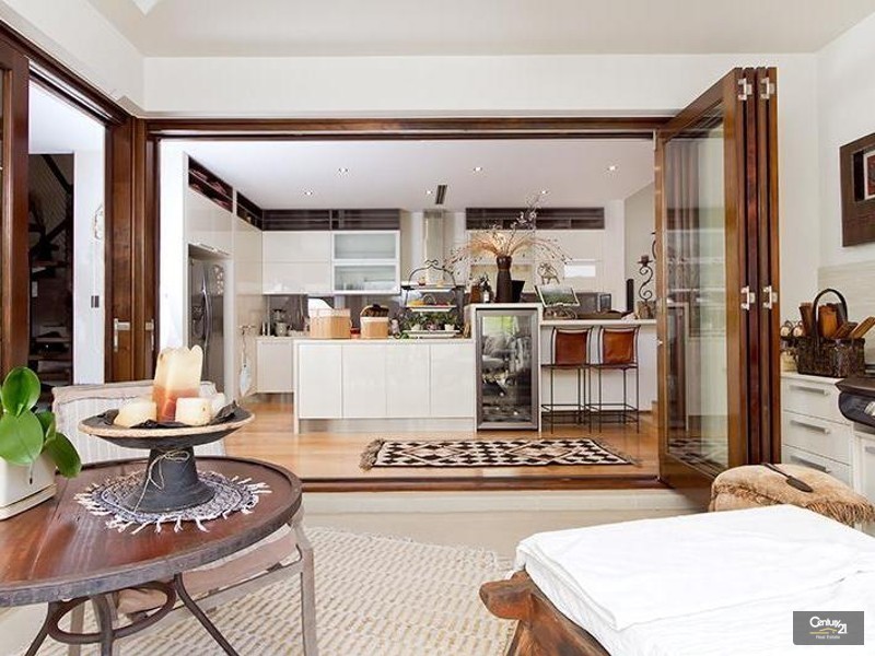 8010b Vista Drive, Benowa QLD 4217