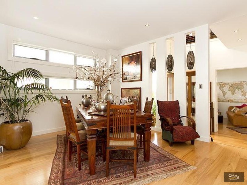 8010b Vista Drive, Benowa QLD 4217