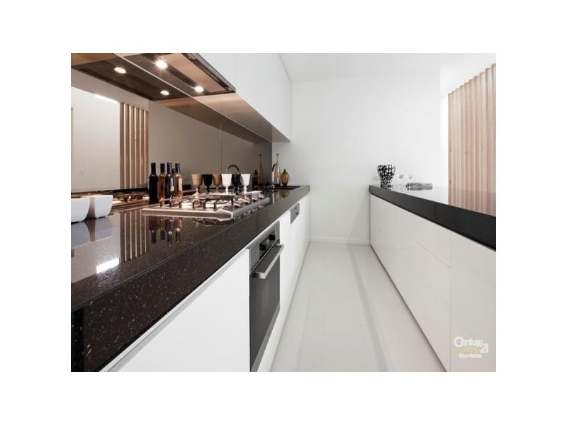 10026 The Boulevarde Lane, Benowa QLD 4217