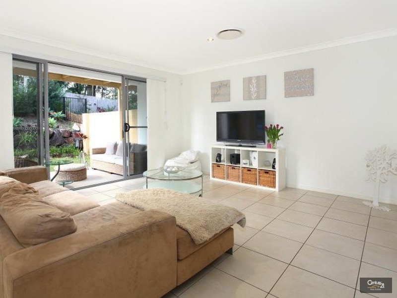 1012A Lakeview Tce., Benowa QLD 4217
