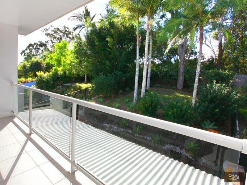 1012A Lakeview Tce., Benowa QLD 4217