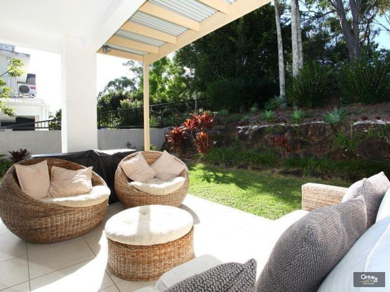 1012A Lakeview Tce., Benowa QLD 4217