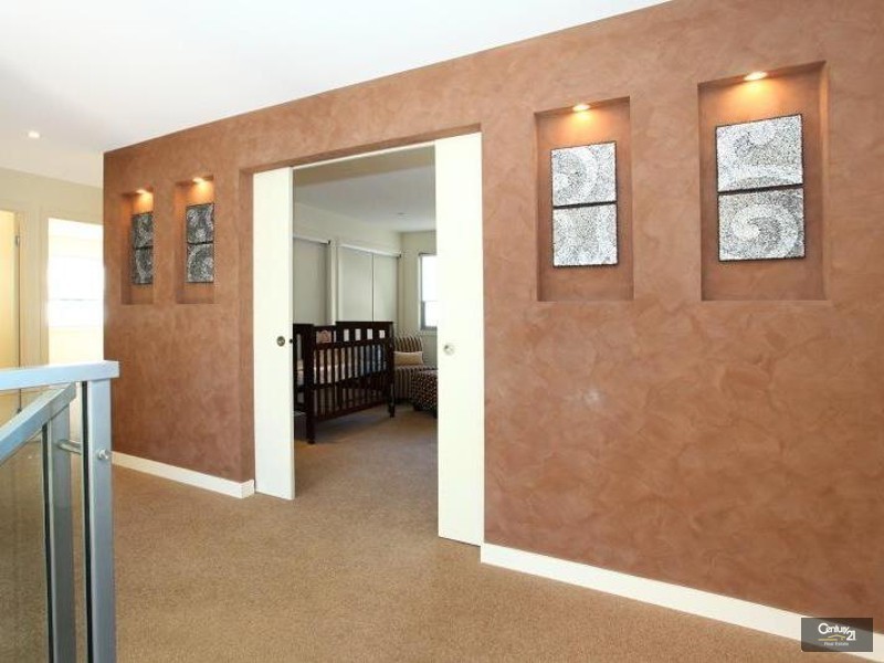 6029 Vista Drive, Benowa QLD 4217