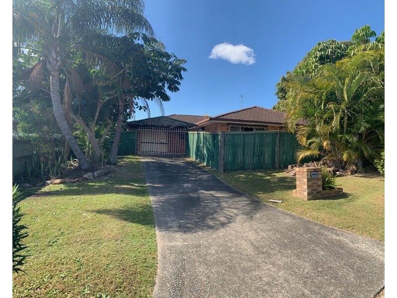 13 Mara Crt, Ashmore QLD 4214