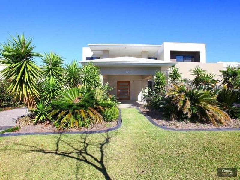 2017 The Boulevarde, Benowa QLD 4217